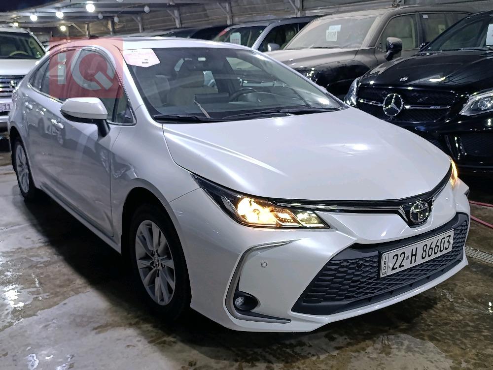 تۆیۆتا کۆرۆلا